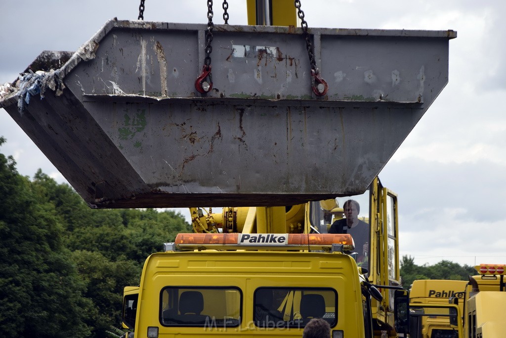 Schwerer VU A 3 Rich Oberhausen Hoehe AK Leverkusen P810.JPG - Miklos Laubert